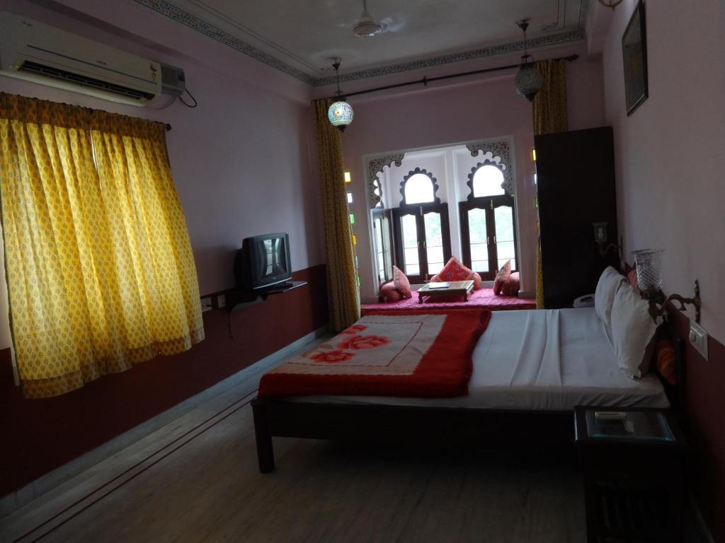 Hotel Thamla Haveli Udaipur Exterior photo